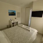 Πανσιόν Brisa Do Mar - Consolacao 3*