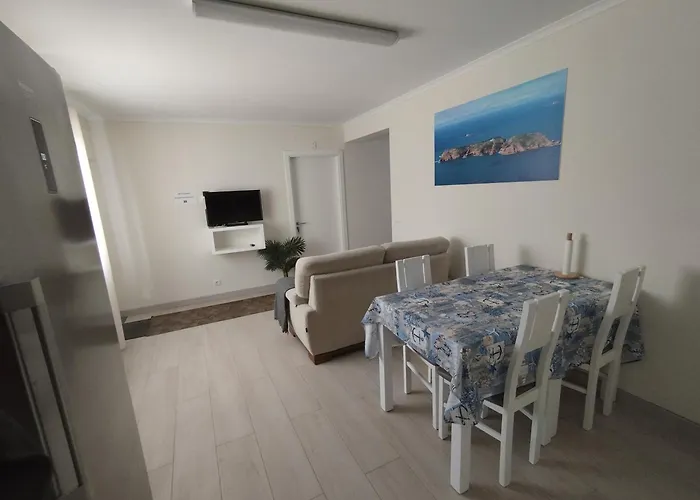 Guest house Brisa Do Mar - Consolacao 3*