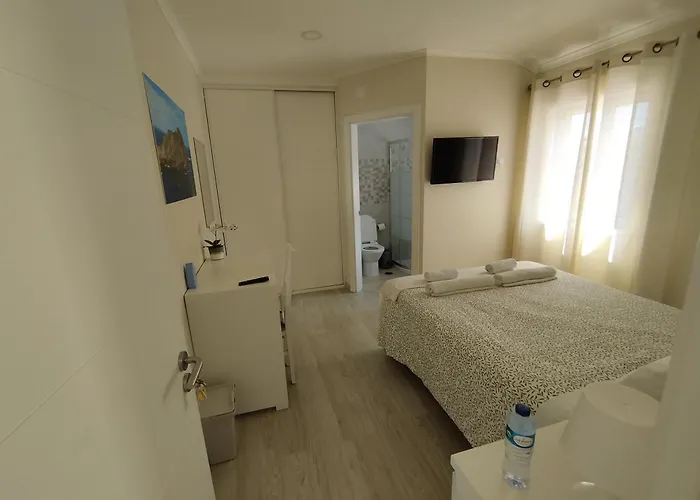 Guest house Brisa Do Mar - Consolacao Atouguia Da Baleia